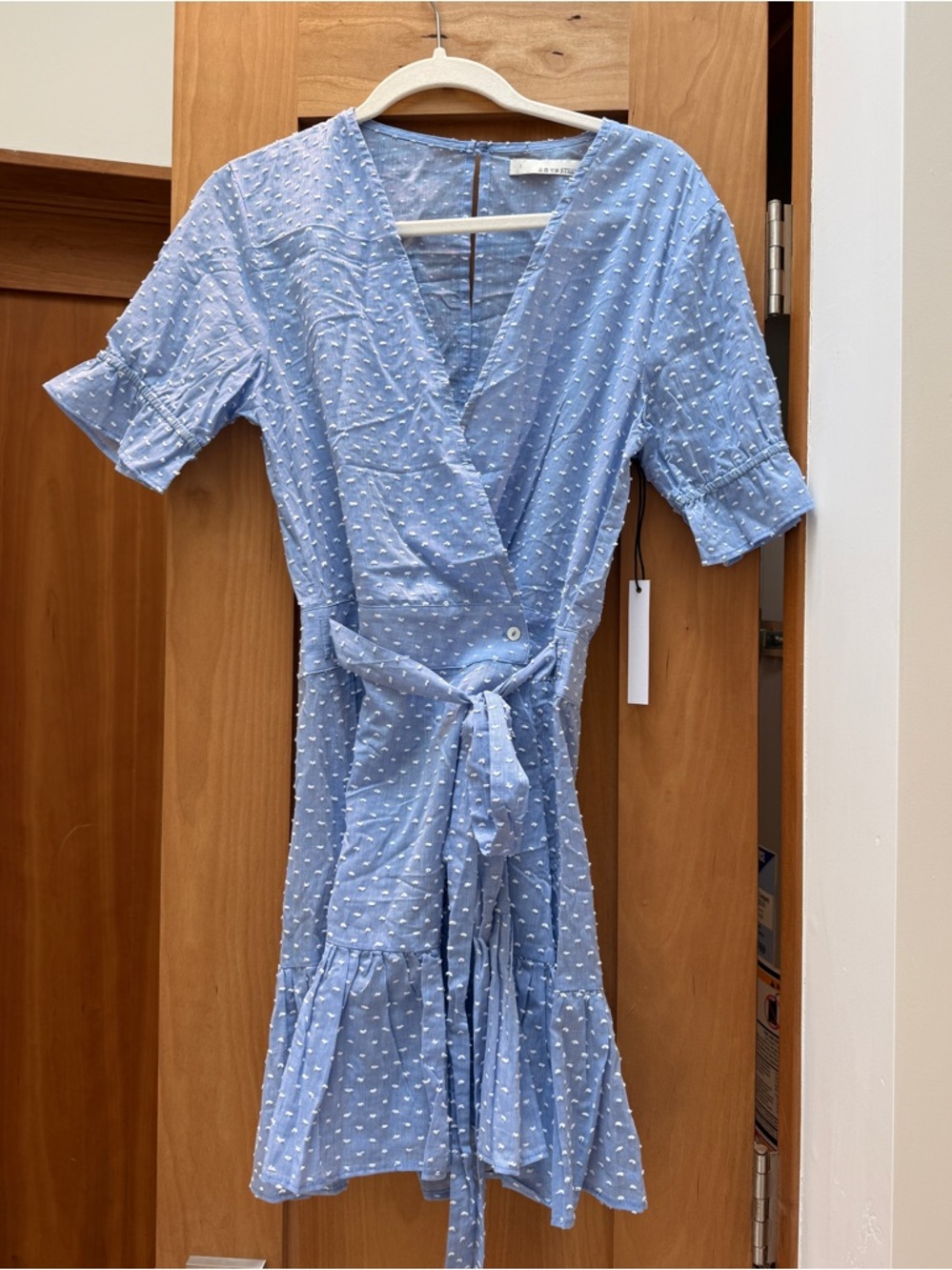 NWT Stillwater Light Blue Swiss Dot Wrap Dress with Tie Waist 100% cotton small
